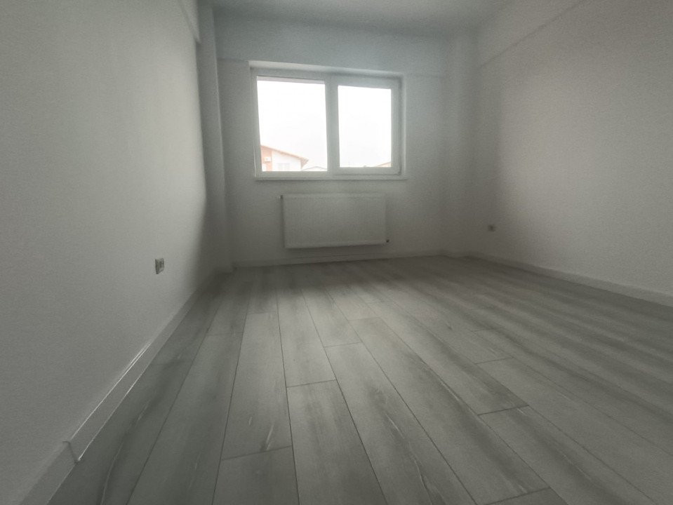 APARTAMENT 3 CAMERE, BLOC NOU, ETAJ INTERMEDIAR, 75 MP