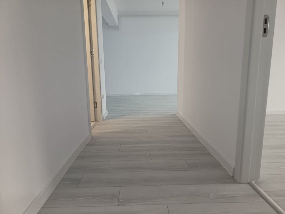 APARTAMENT 3 CAMERE, BLOC NOU, ETAJ INTERMEDIAR, 75 MP