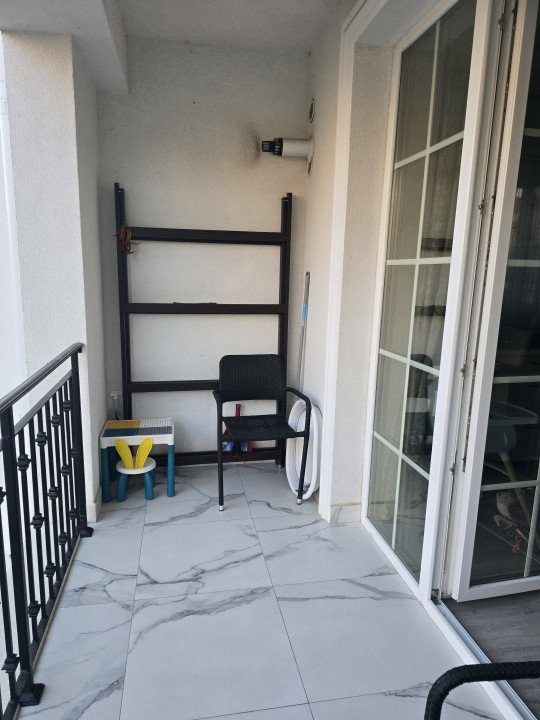 Apartament 3 camere etaj 1 bloc nou, loc parcare Pacurari-Kaufland