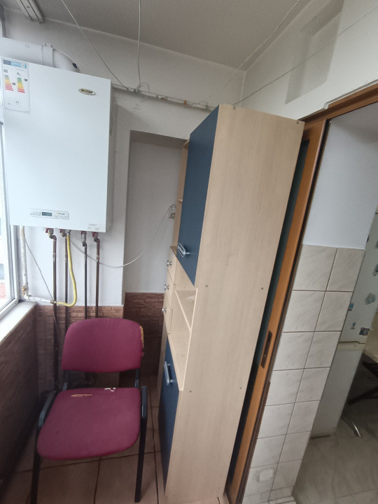 APARTAMENT 3 CAMERE, DECOMANDAT, ETAJ 4 DIN 5, CANTA, MOBILAT SI UTILAT, 1983