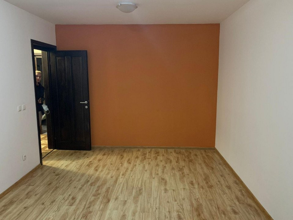 Apartament 2 camere,  Tudor Neculai,  cu gradina si loc de parcare