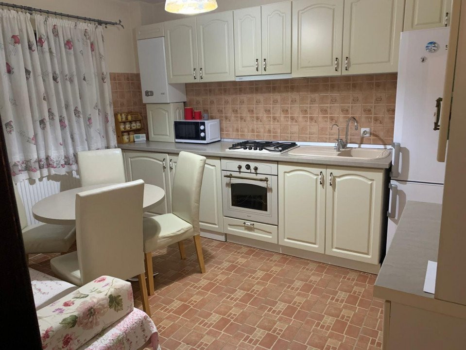 Apartament 2 camere,  Tudor Neculai,  cu gradina si loc de parcare