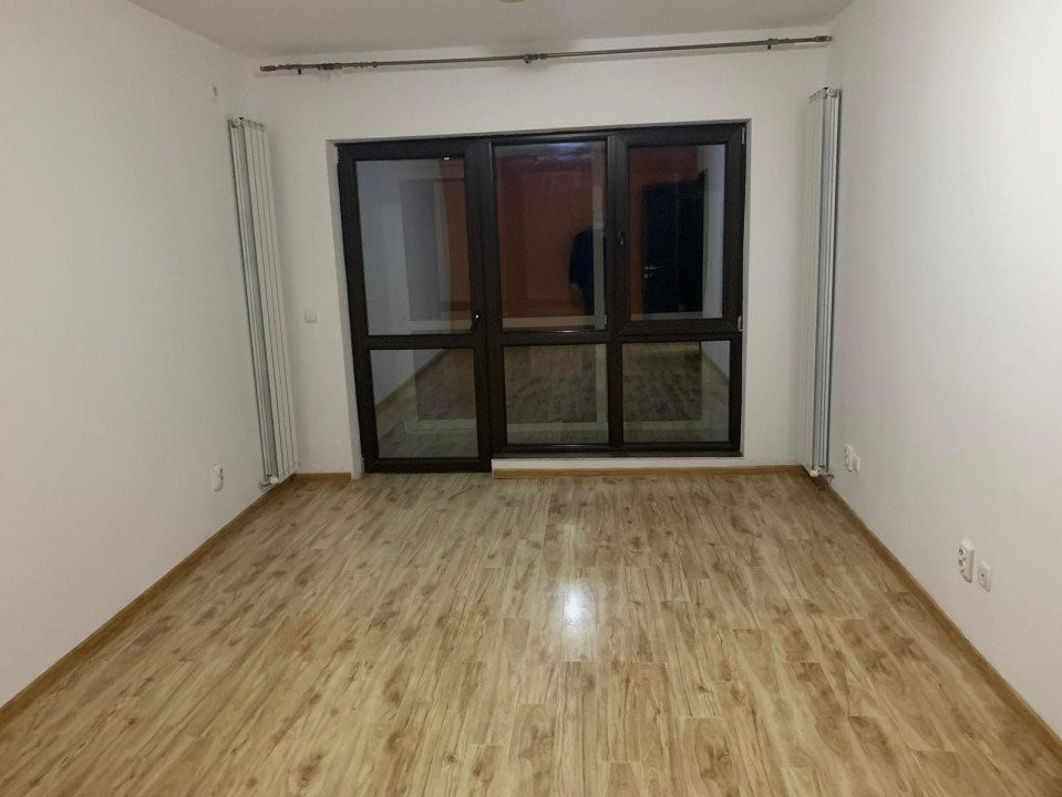 Apartament 2 camere,  Tudor Neculai,  cu gradina si loc de parcare