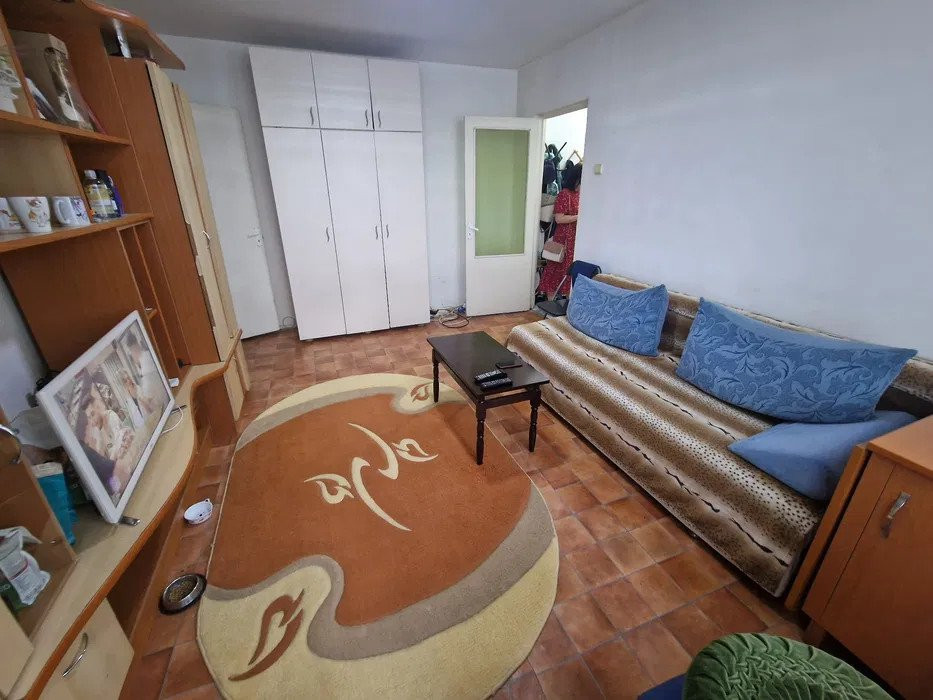 APARTAMENT 2CAMERE, SEMIDECOMANDAT, ALEXANDRU