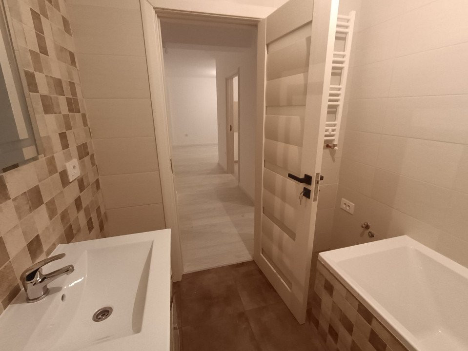 APARTAMENT 2 CAMERE, DECOMANDAT, ETAJ 2/3, BLOC NOU, INTABULAT,  PACURARI