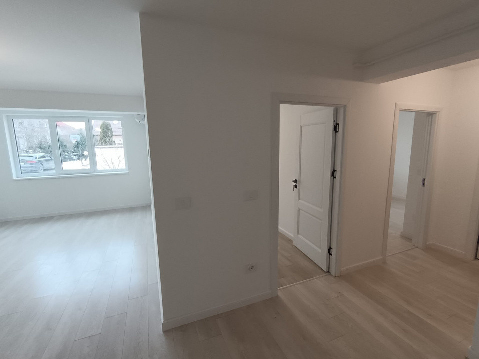 APARTAMENT 2 CAMERE DECOMANDAT, TVA INCLUS, BLOC NOU, INTABULAT, PARCARE INCLUSA