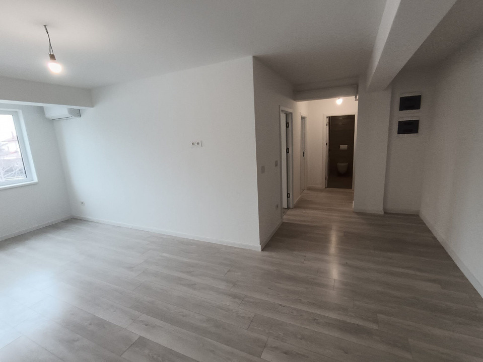 APARTAMENT 2 CAMERE DECOMANDAT, TVA INCLUS, BLOC NOU, INTABULAT, PARCARE INCLUSA