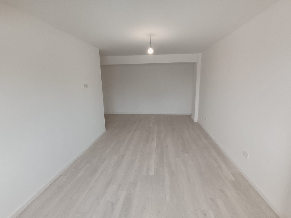 APARTAMENT 2 CAMERE DECOMANDAT, TVA INCLUS, BLOC NOU, INTABULAT, PARCARE INCLUSA
