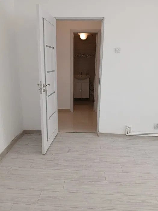 APARTAMENT 2CAMERE,DECOMANDAT,METALURGIEI