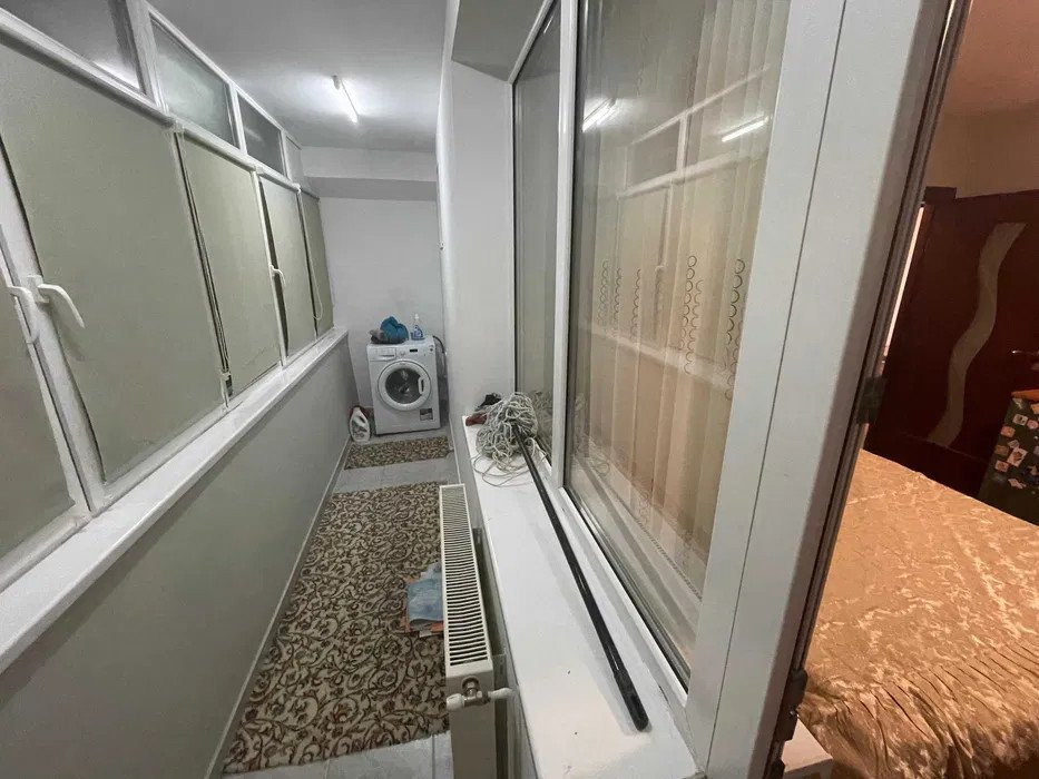 APARTAMENT 2CAMERE,SEMIDECOMANDAT,PODU ROS