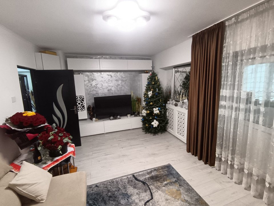 APARTAMENT 4 CAMERE,DECOMANDAT,ETAJUL3 DIN 7, ZONA SELGROS