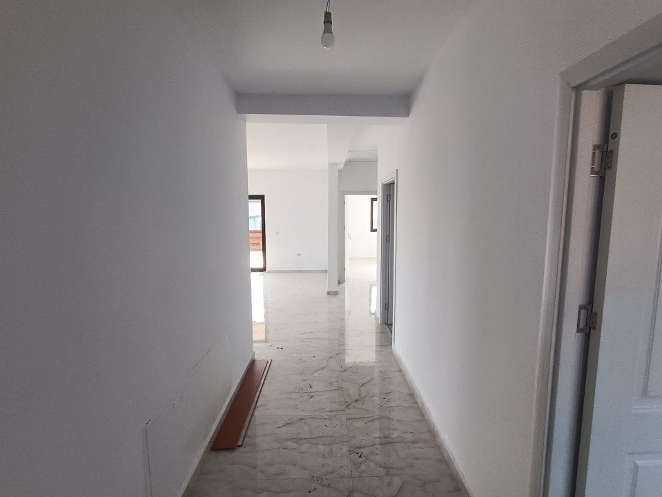 CASA SINGLE DEOSEBITA 4 CAMERE,VALEA LUPULUI ,IASI