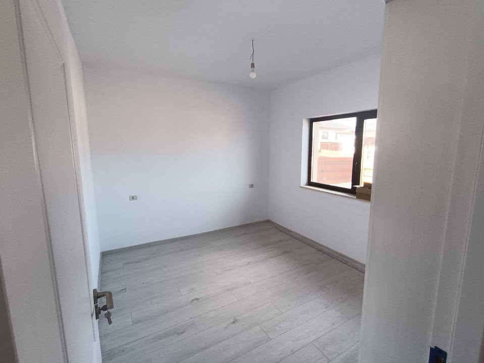 CASA SINGLE DEOSEBITA 4 CAMERE,VALEA LUPULUI ,IASI