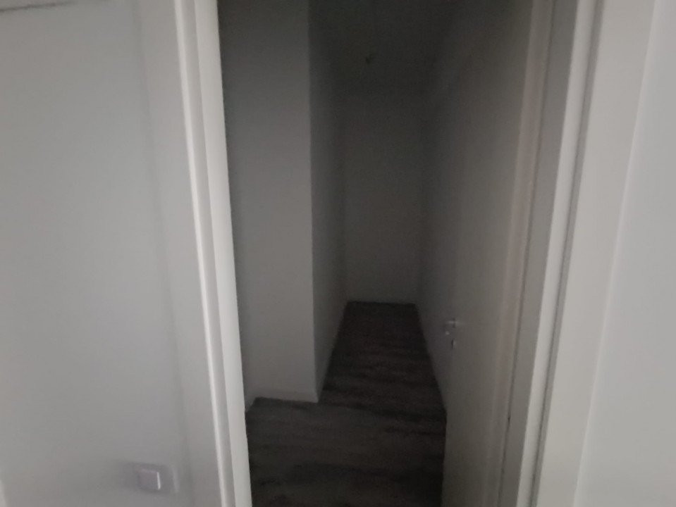 APARTAMENT 2 CAMERE, DECOMANDAT,ETAJUL 1, BLOC CU DOUA LIFTURI, FRUMOASA