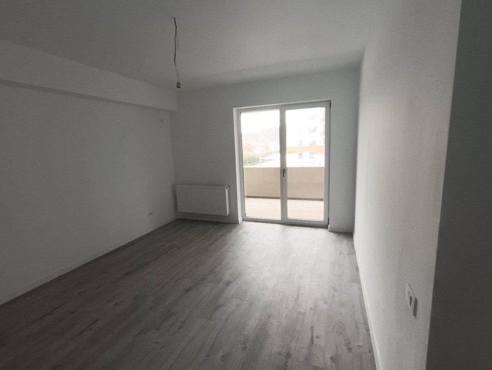 APARTAMENT 2 CAMERE, DECOMANDAT,ETAJUL 6, BLOC CU DOUA LIFTURI, FRUMOASA