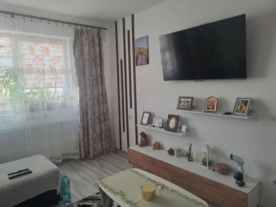 APARTAMENT 1 CAMERA, DECOMANDAT, BLOC NOU, MOBILAT SI UTILAT, GALATA