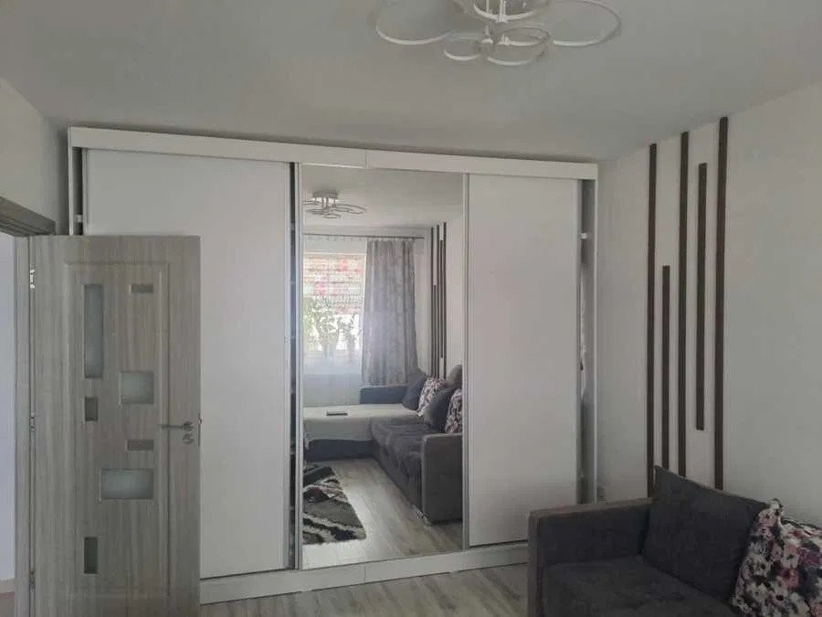 APARTAMENT 1 CAMERA, DECOMANDAT, BLOC NOU, MOBILAT SI UTILAT, GALATA