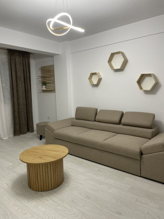 Apartament 2 camere prima chirie mobilat+parcare Rond Pacurari- Bizantiq