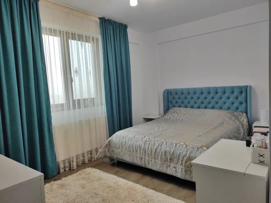 APARTAMENT 2 CAMERE, DECOMANDAT, MOBILAT, UTILAT, BOXA SI LOC PARCARE INTABULATE