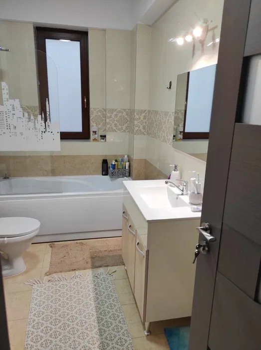 APARTAMENT 2 CAMERE, DECOMANDAT, MOBILAT, UTILAT, BOXA SI LOC PARCARE INTABULATE