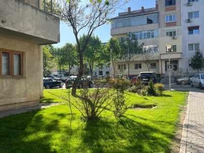 Apartament 2 camere decomandat  Soseaua Nicolina - BRD