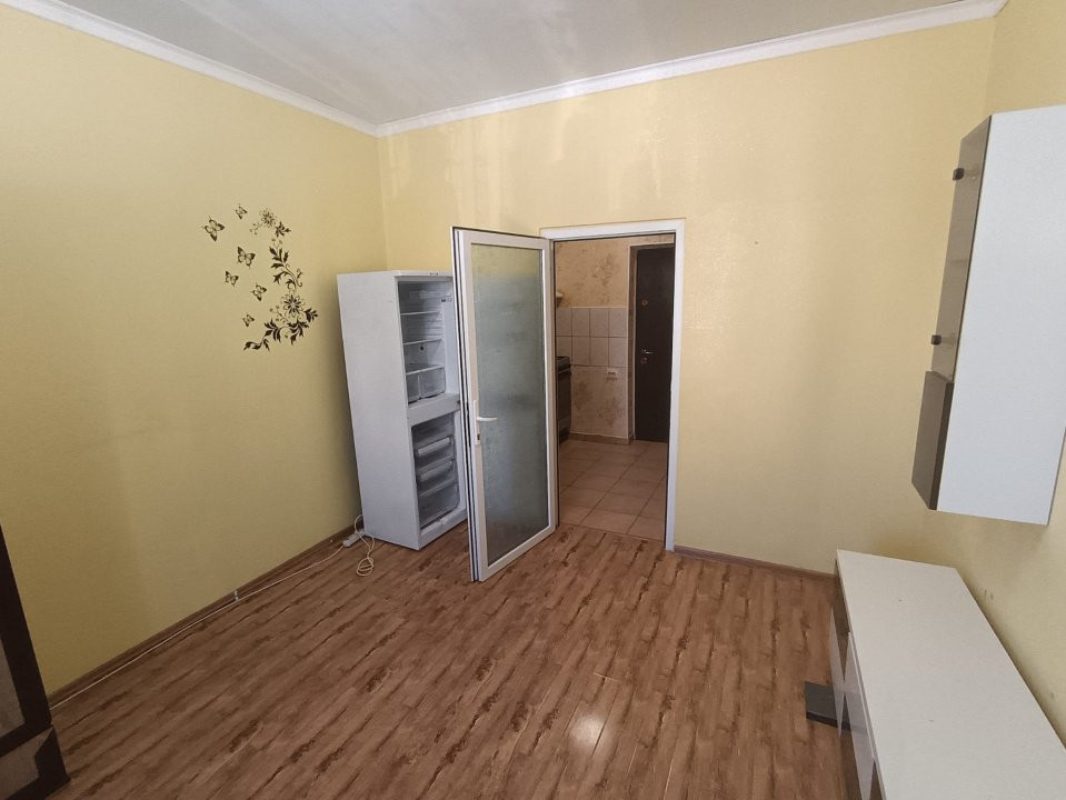 GARSONIERA, 21 M.P. ETAJ 1 DIN 4, ZONA PODU ROS-TESATURA