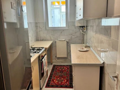 APARTAMENT 2CAMERE,DECOMANDAT,BD. INDEPENDENTEI, ETAJ INTERMEDIAR, BLOC CU LIFT