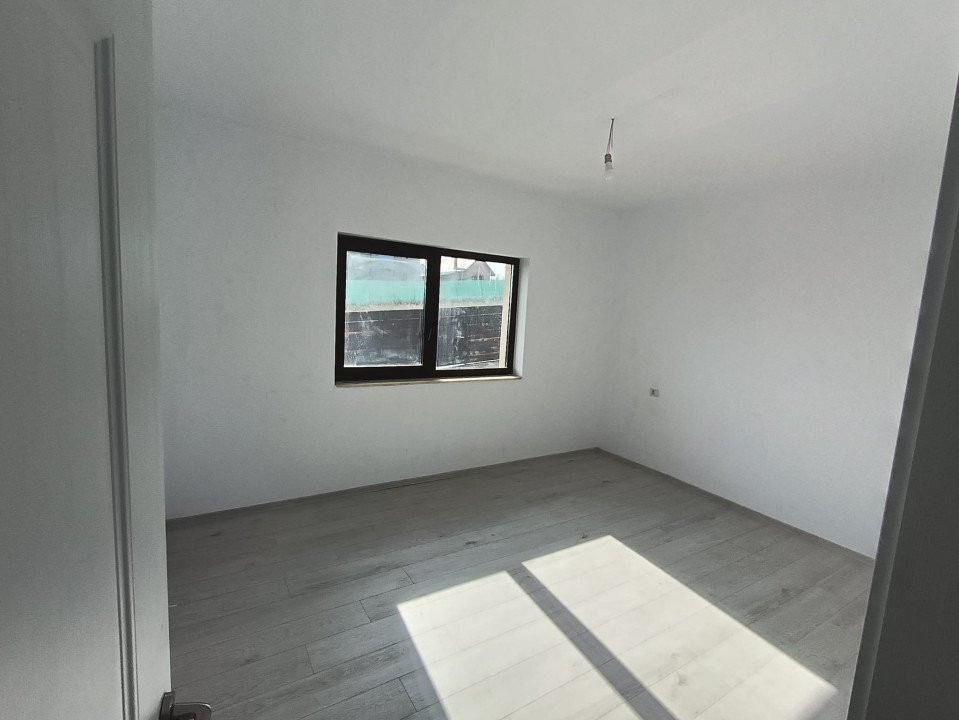CASA SINGLE DEOSEBITA 4 CAMERE,VALEA LUPULUI ,IASI