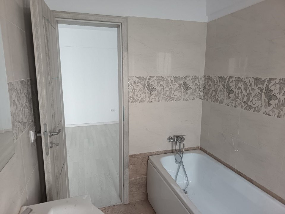 APARTAMENT 1 CAMERA, BLOC NOU, ETAJ 3, BUCATARIE INCHISA, PARCARE, LIFT