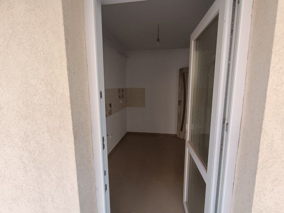 APARTAMENT 1 CAMERA, BLOC NOU, ETAJ 3, BUCATARIE INCHISA, PARCARE, LIFT