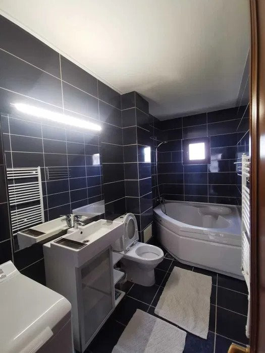 APARTAMENT 3 CAMERE, DECOMANDAT, ETAJ 1, din 4, VISANI