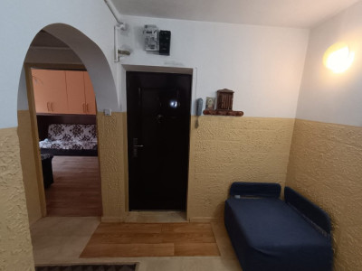 APARTAMENT 2 CAMERE, DECOMANDAT, ETAJ 1, LIFT, DACIA