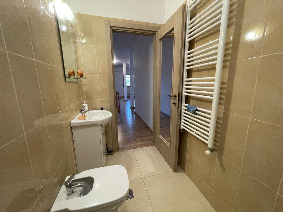 APARTAMENT 3 CAM, DECOMANDAT, 2 NIVELE, GARAJ, BLOC NOU, VISOIANU
