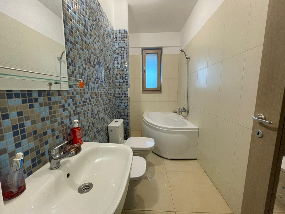 APARTAMENT 3 CAM, DECOMANDAT, 2 NIVELE, GARAJ, BLOC NOU, VISOIANU
