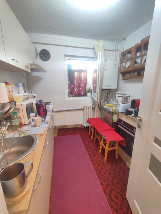 Apartament 3 camere decomandat Canta Brates