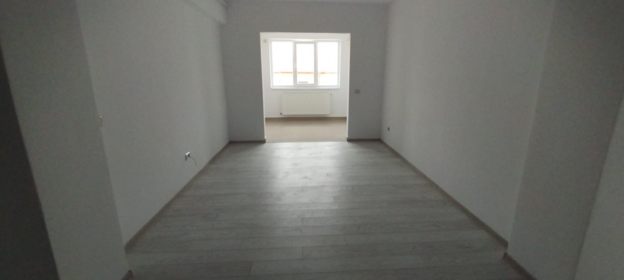 APARTAMENT 3 CAMERE, DECOMANDAT, BLOC NOU, ETAJ INTERMEDIAR, INTABULAT