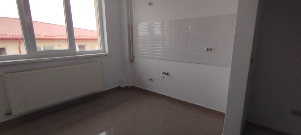 APARTAMENT 3 CAMERE, DECOMANDAT, BLOC NOU, ETAJ INTERMEDIAR, INTABULAT