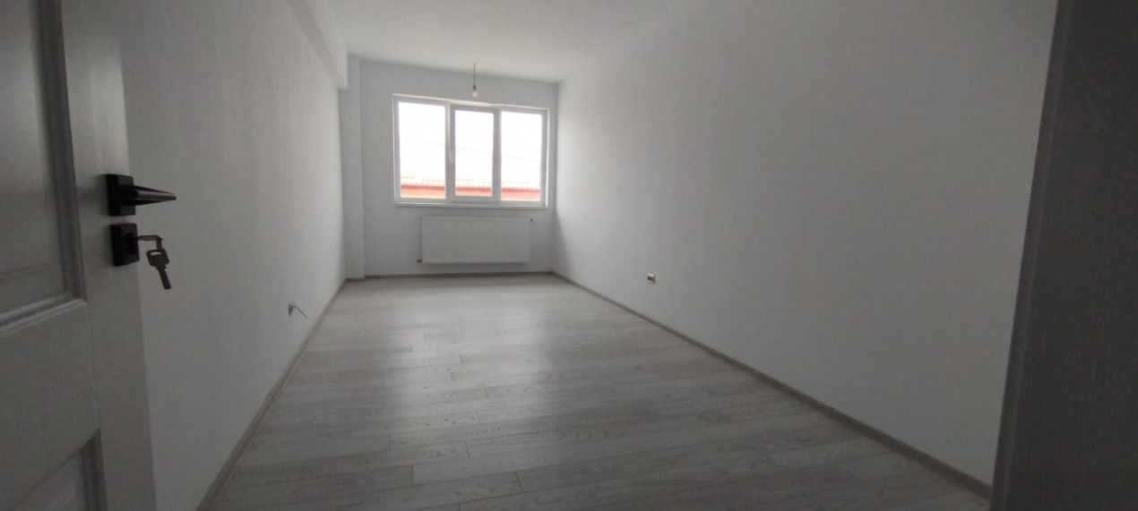 APARTAMENT 3 CAMERE, DECOMANDAT, BLOC NOU, ETAJ INTERMEDIAR, INTABULAT