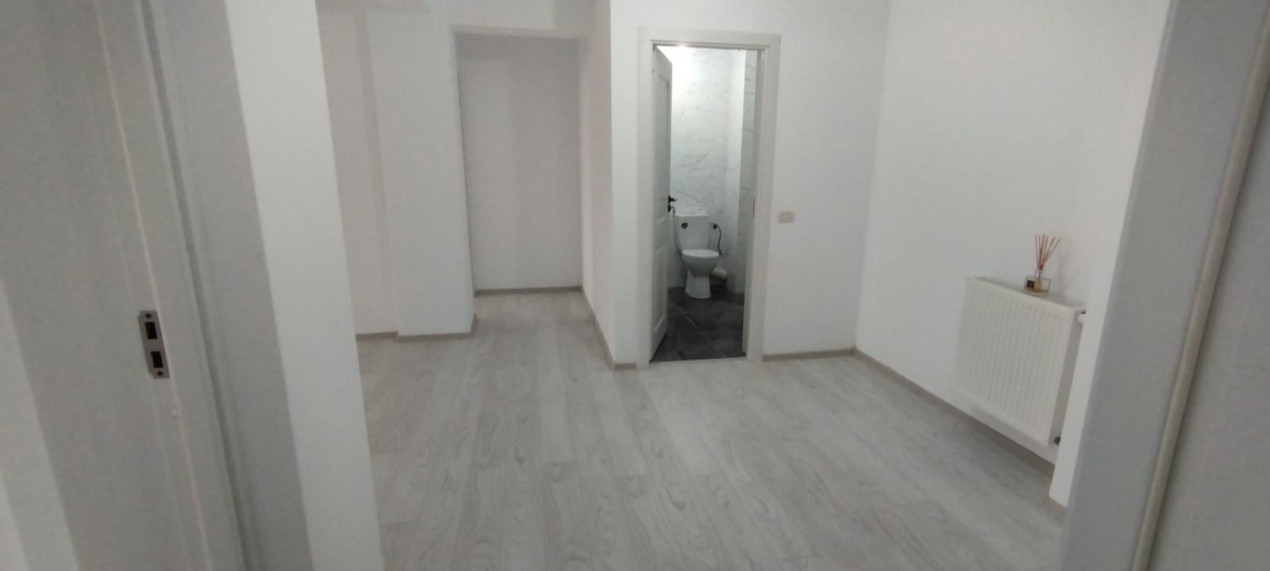APARTAMENT 3 CAMERE, DECOMANDAT, BLOC NOU, ETAJ INTERMEDIAR, INTABULAT