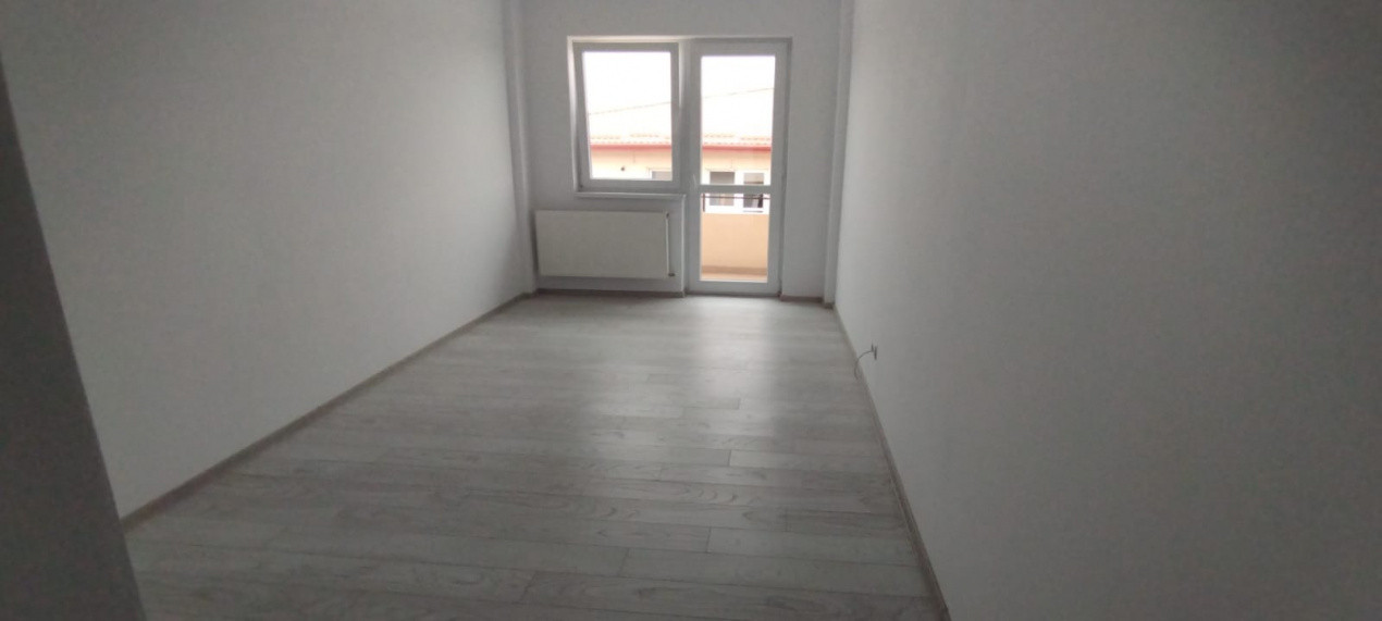APARTAMENT 3 CAMERE, DECOMANDAT, BLOC NOU, ETAJ INTERMEDIAR, INTABULAT