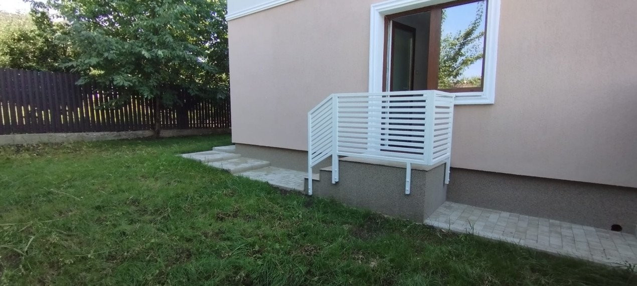 APARTAMENT 3 CAMERE, BLOC TIP VILA, GRADINA 160 MP + TERASA, 2 LOCURI PARCARE