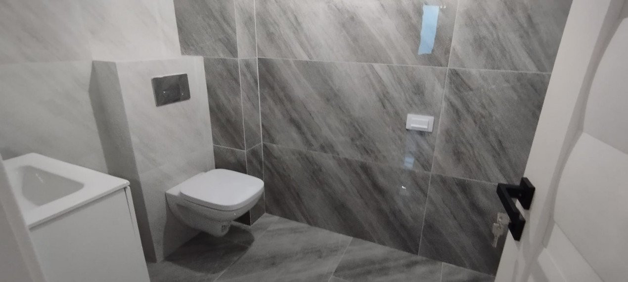 APARTAMENT 3 CAMERE, BLOC TIP VILA, GRADINA 160 MP + TERASA, 2 LOCURI PARCARE