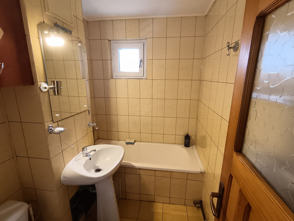 APARTAMENT 3 CAM, DECOMANDAT,COMPLET MOBILAT SI UTILAT,PET FRIENDLY