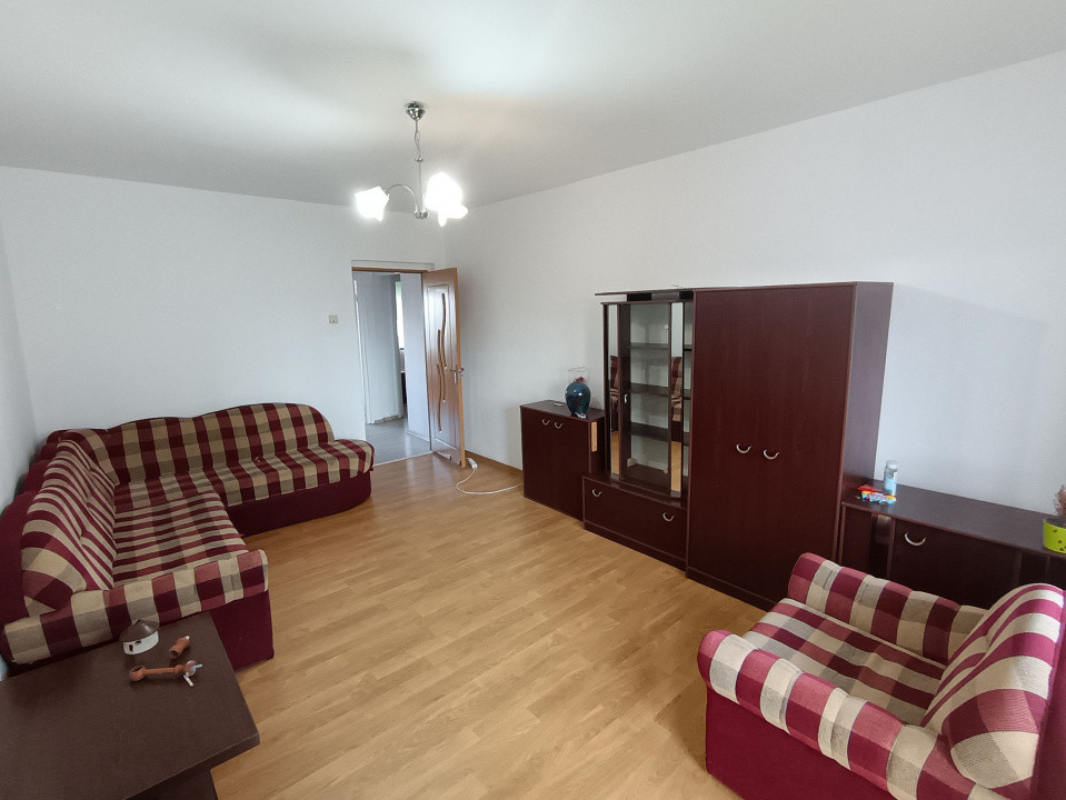 APARTAMENT 3 CAM, DECOMANDAT,COMPLET MOBILAT SI UTILAT,PET FRIENDLY
