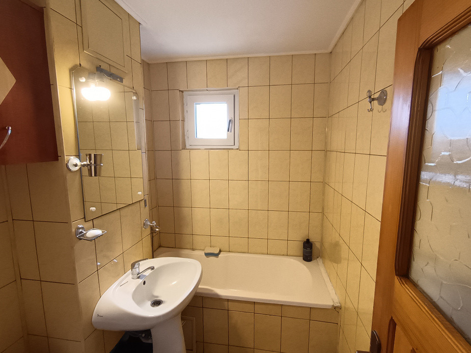 APARTAMENT 3 CAM, DECOMANDAT,COMPLET MOBILAT SI UTILAT,PET FRIENDLY