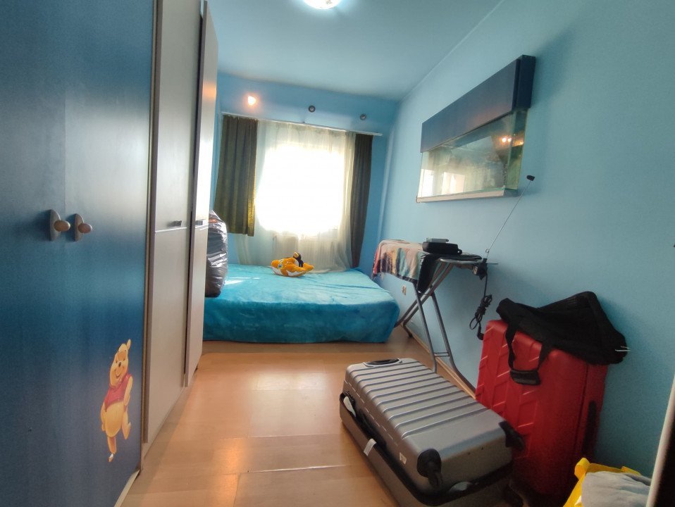 Apartament 3 camere decomandat Pacurari-Alpha Bank 1987