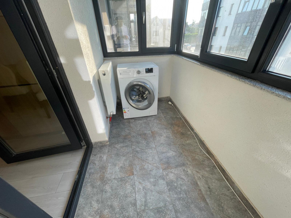 APARTAMENT 2 CAMERE, BLOC NOU, MOBILAT SI UTILAT, ETAJ 2/3, PARCARE