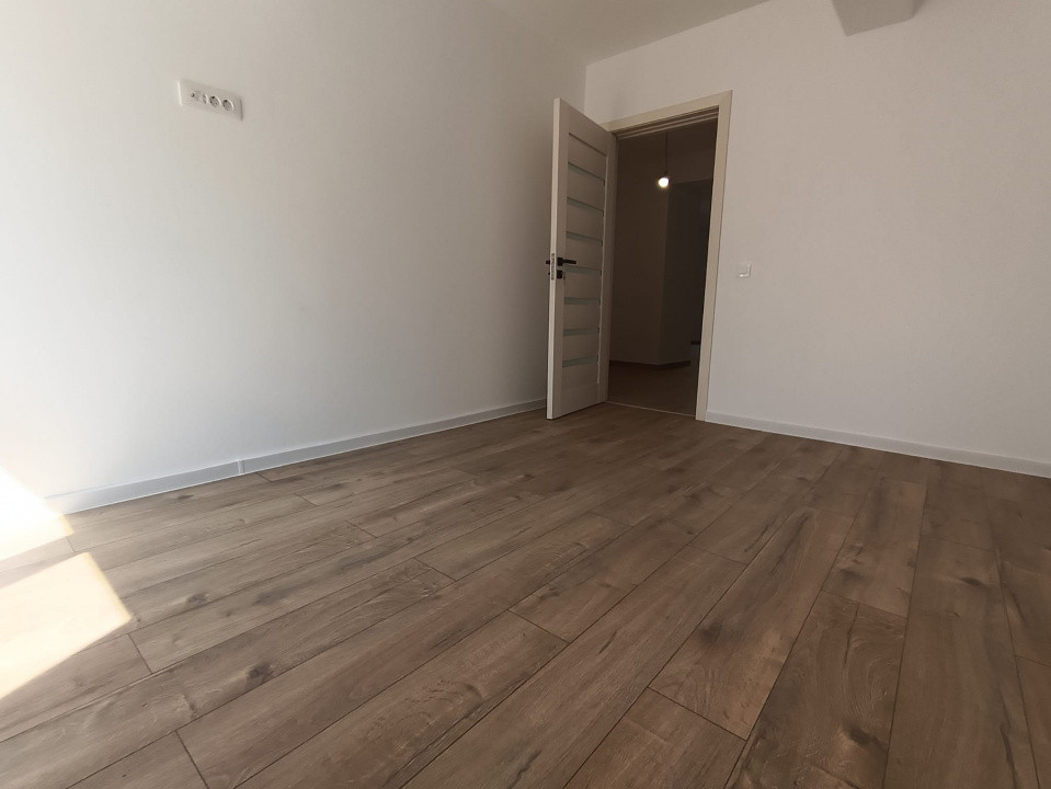 APARTAMENT 3 CAMERE, BLOC TIP VILA, GRADINA 160 MP + TERASA, 2 LOCURI PARCARE