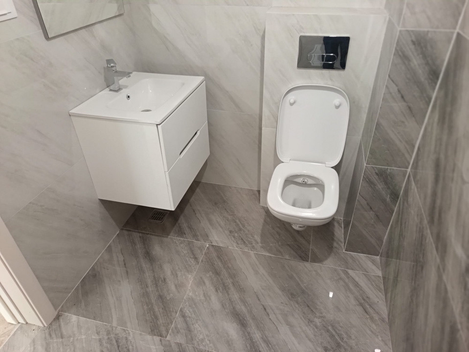 APARTAMENT 3 CAMERE, BLOC TIP VILA, GRADINA 160 MP + TERASA, 2 LOCURI PARCARE