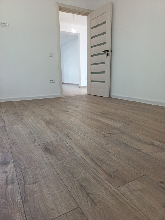 APARTAMENT 3 CAMERE, BLOC TIP VILA, GRADINA 160 MP + TERASA, 2 LOCURI PARCARE